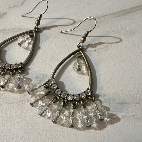 Elegant Vintage Gold and Crystal Teardrop Earrings - Picture 3 of 6